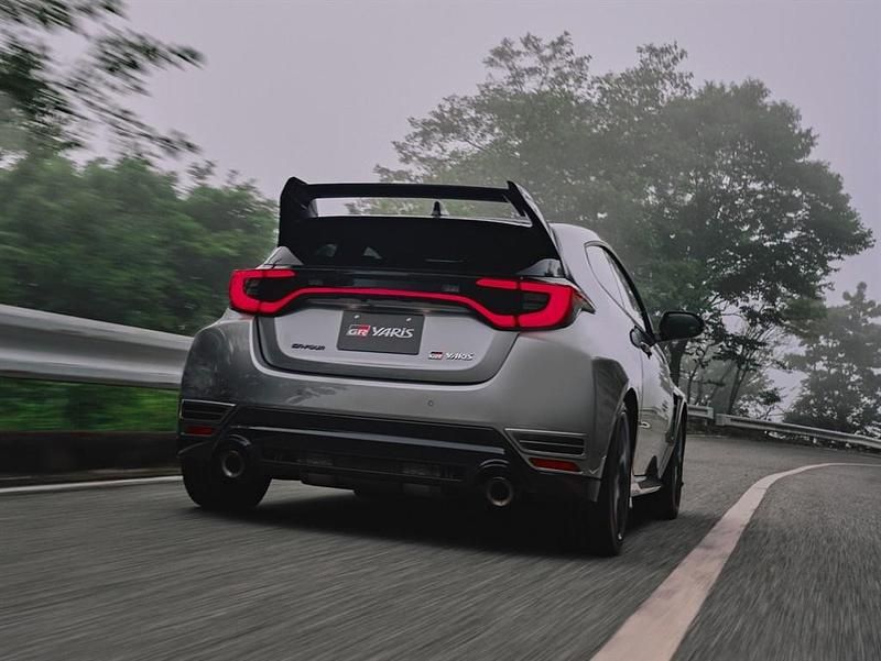 New Toyota Yaris Aero 280 HP (205 kW) 2026 Precious metal Hatchback