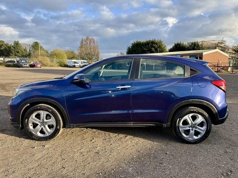 Used Honda HR-V SE 120 HP (88 kW) 2015 Blue SUV