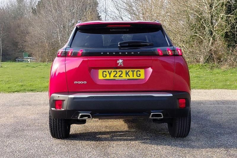 Used Peugeot 2008 Allure Premium 129 HP (94 kW) 2022 Red SUV