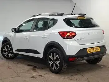 Used Dacia Sandero Journey 91 HP (66 kW) 2023 White Hatchback