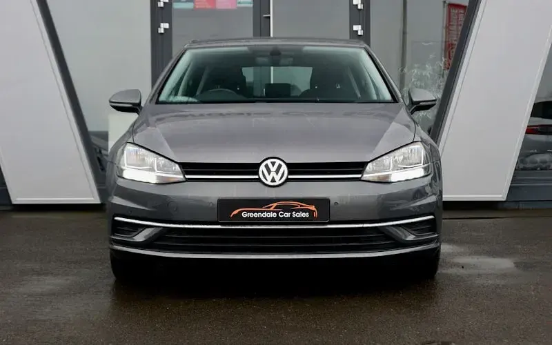 Used VW Golf VII SE 125 HP (91 kW) 2018 Grey Hatchback