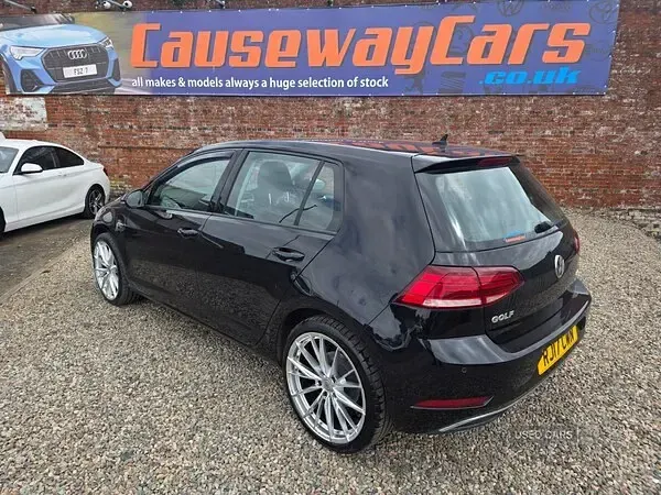 Used VW Golf VII SE 150 HP (110 kW) 2017 Black Hatchback