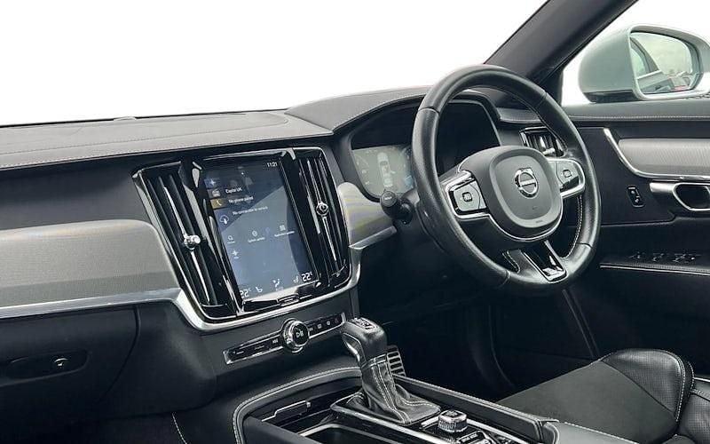 Usado Volvo S90 R-Design 190 HP (139 kW) 2019 Preto Sedan