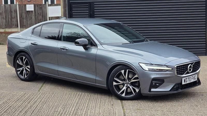 Usado Volvo S60 R-Design 250 HP (183 kW) 2020 Cinzento Sedan