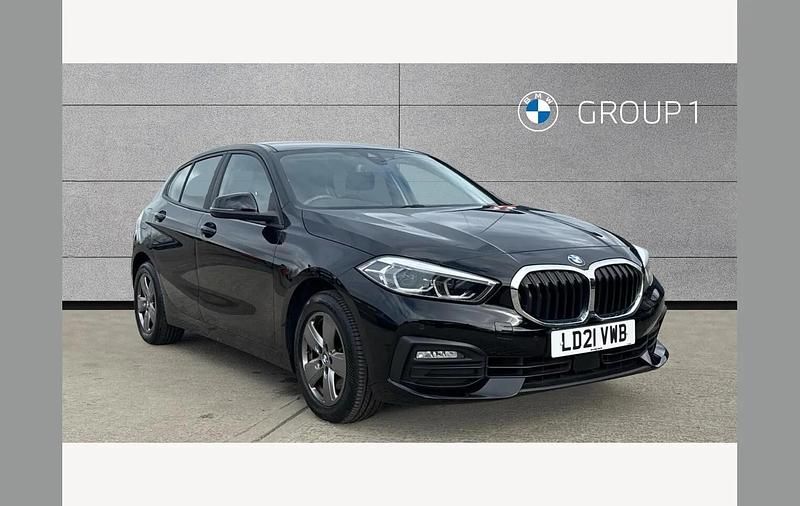 Used BMW 118 Comfort Edition 147 HP (108 kW) 2021 Black Hatchback