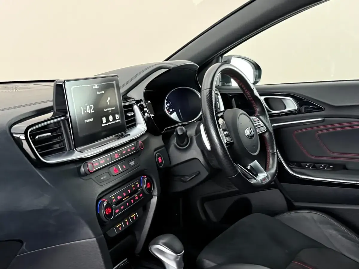Used Kia ProCeed GT 204 HP (150 kW) 2019 Black Estate