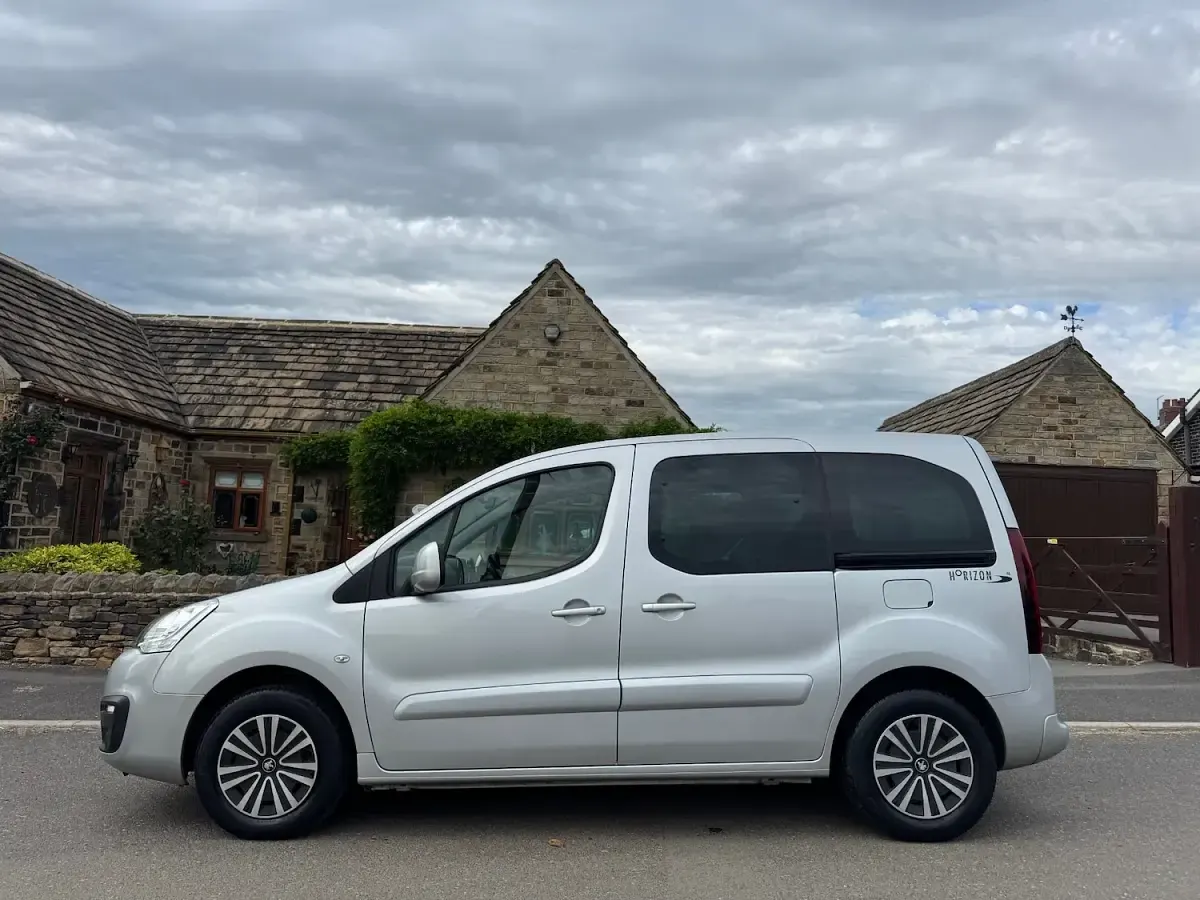 Used Peugeot Partner Active 2019 Silver MPV