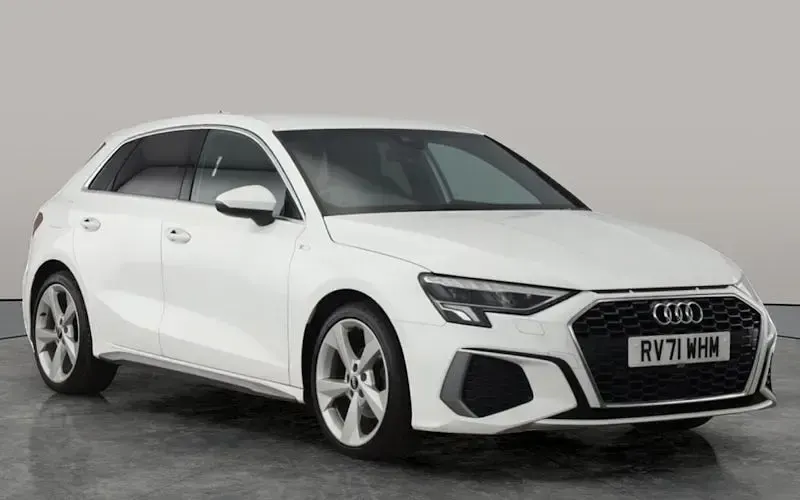 Second-hand Audi A3 Sportback S-Line 110 CP (80 kW) 2024 Hatchback