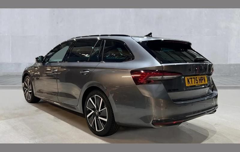 Used Skoda Octavia SportLine 147 HP (108 kW) 2026 Grey Estate