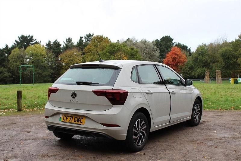 Used VW Polo Life 95 HP (69 kW) 2021 Grey Hatchback