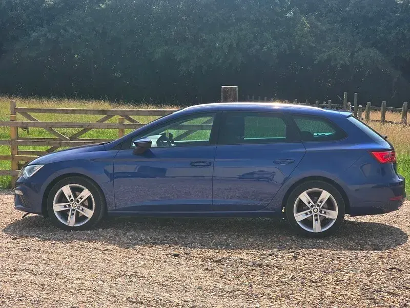 Used Seat Leon FR 2018 Blue Estate