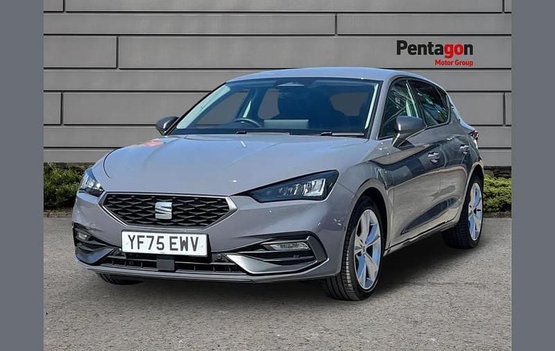 Used Seat Leon FR 113 HP (83 kW) 2025 Grey Hatchback