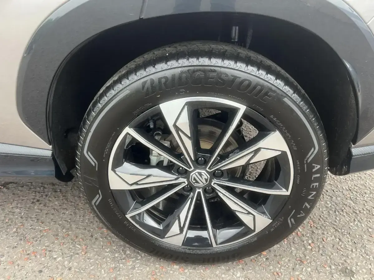 Used MG HS Trophy 167 HP (122 kW) 2025 Grey SUV