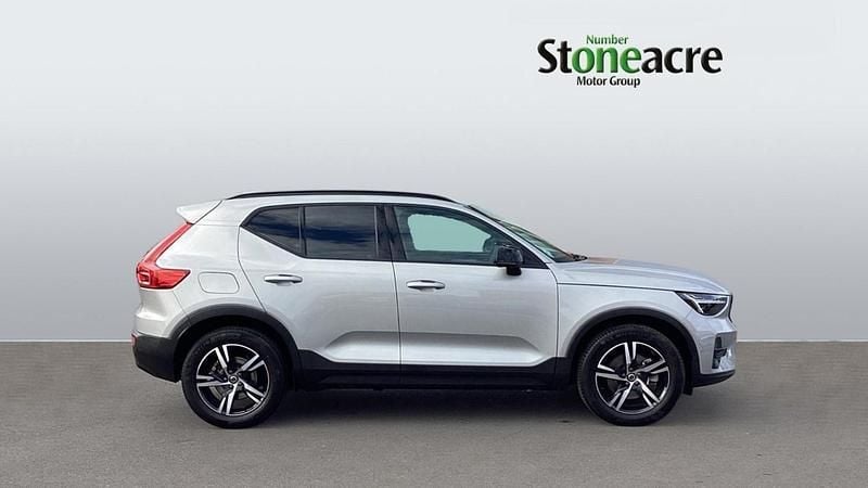 Used Volvo XC40 Plus 163 HP (119 kW) 2023 Silver SUV