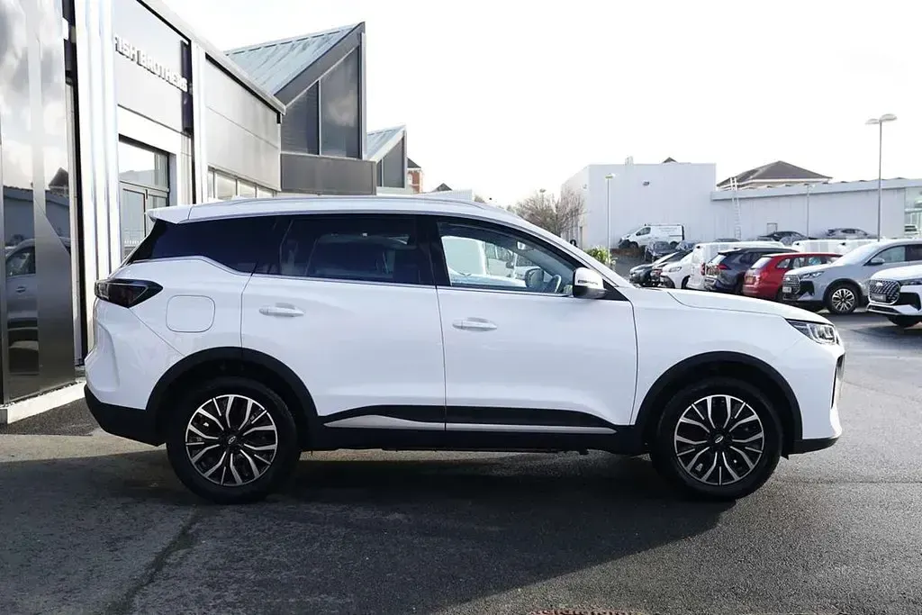 Used Chery Tiggo 7 200 HP (147 kW) 2025 White SUV