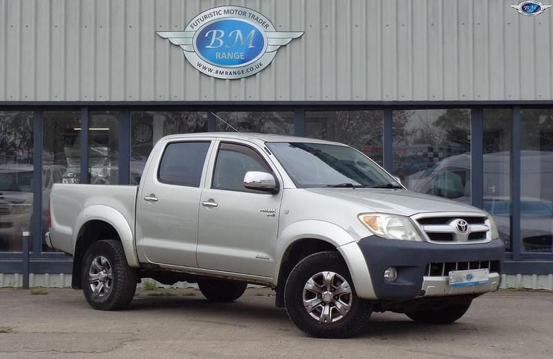 Silver Used 2006 Toyota HiLux Pickup | £4,700 (Good price) - Image 1/4