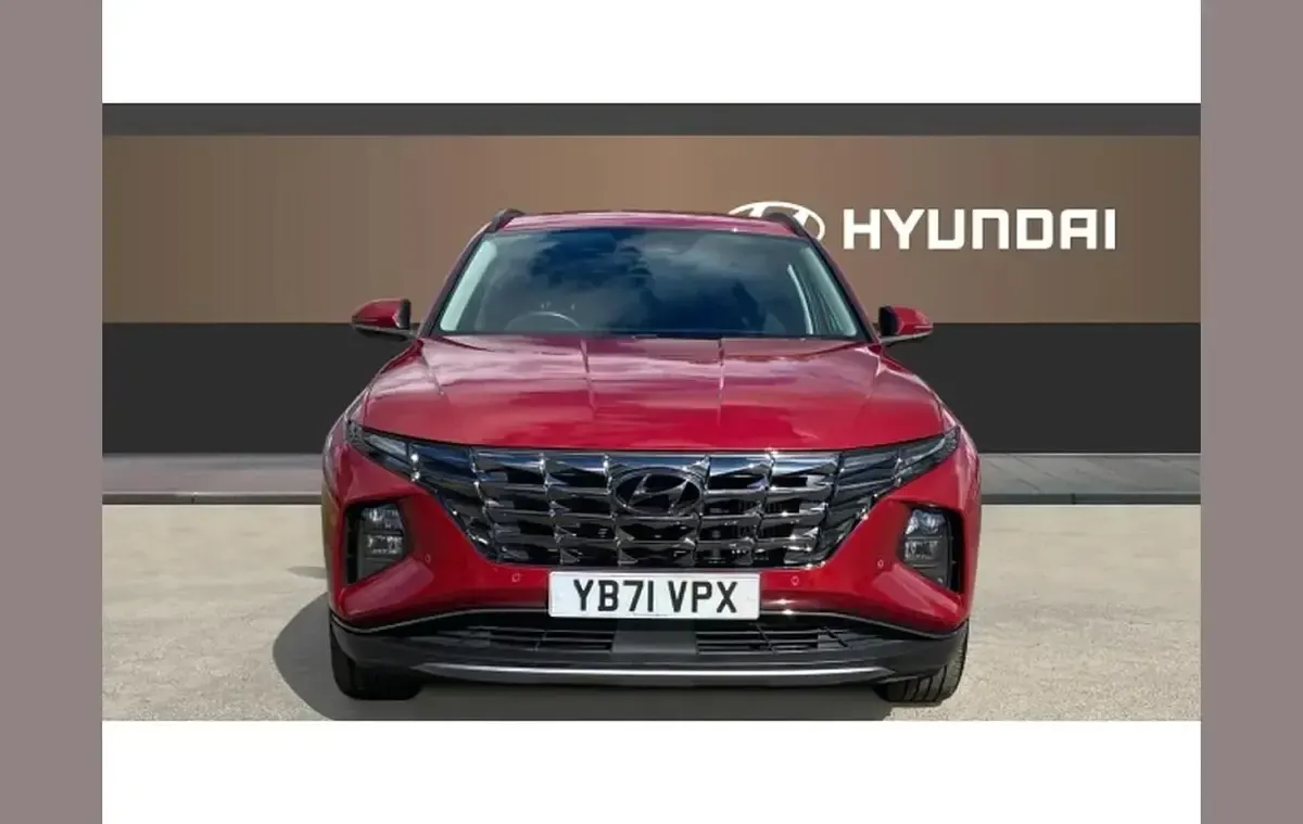 Used Hyundai Tucson Premium 230 HP (169 kW) 2022 Red SUV