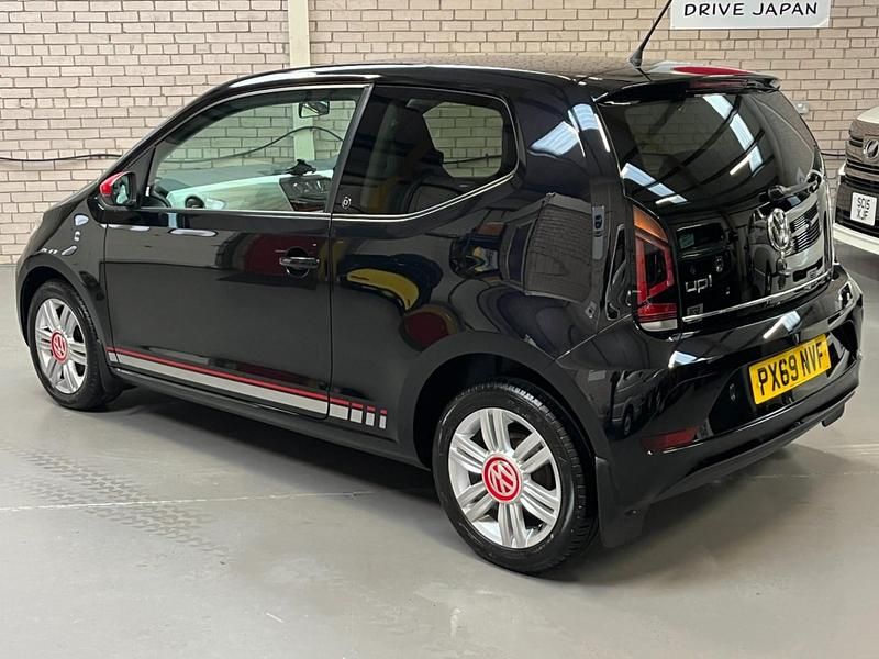 Used VW up! Beats 60 HP (44 kW) 2019 Black Hatchback