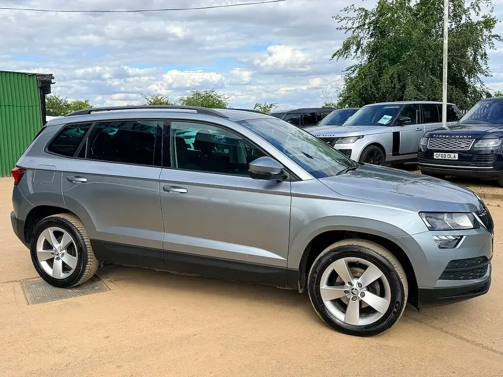 Used Skoda Karoq SE 115 HP (84 kW) 2019 Grey SUV