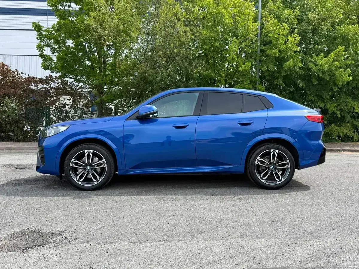 Used BMW iX2 M Sport 150 kW (204 HP) 2026 Blue SUV