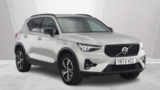 Used 2024 Volvo XC40 Plus SUV | £28,946 (Fair price) - Image 1/4
