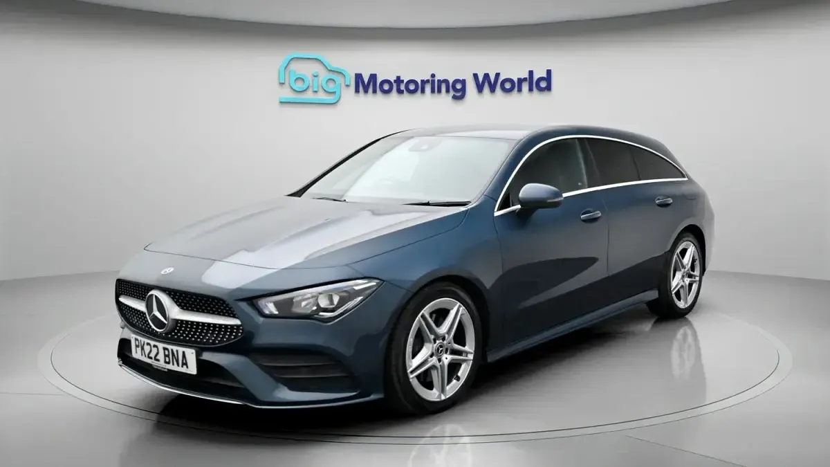 Used Mercedes CLA200 AMG line 163 HP (119 kW) 2022 Blue Estate