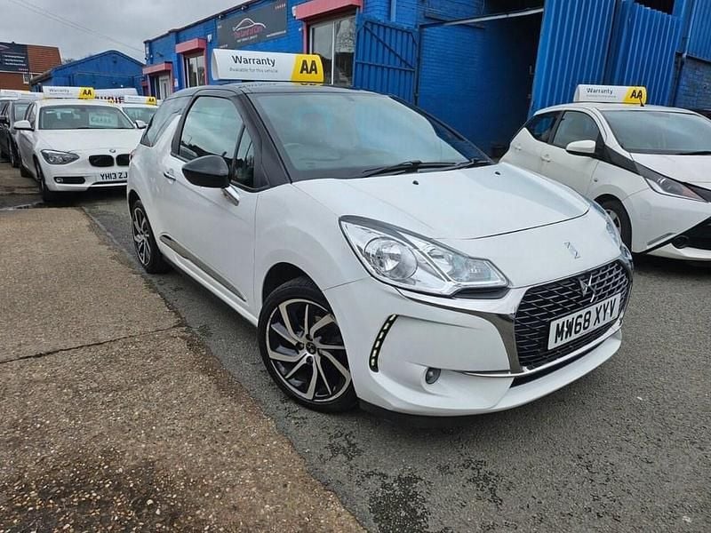 Used DS Automobiles DS3 Connected Chic 2019 White Hatchback