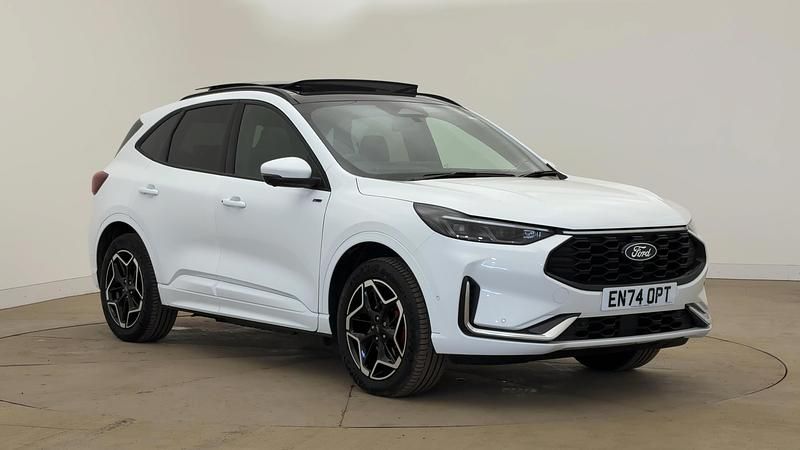 Used Ford Kuga ST-Line X 243 HP (178 kW) 2025 White SUV