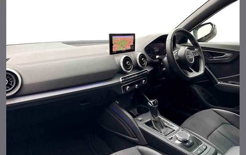 Used Audi SQ2 Black Edition 300 HP (220 kW) 2022 Grey SUV