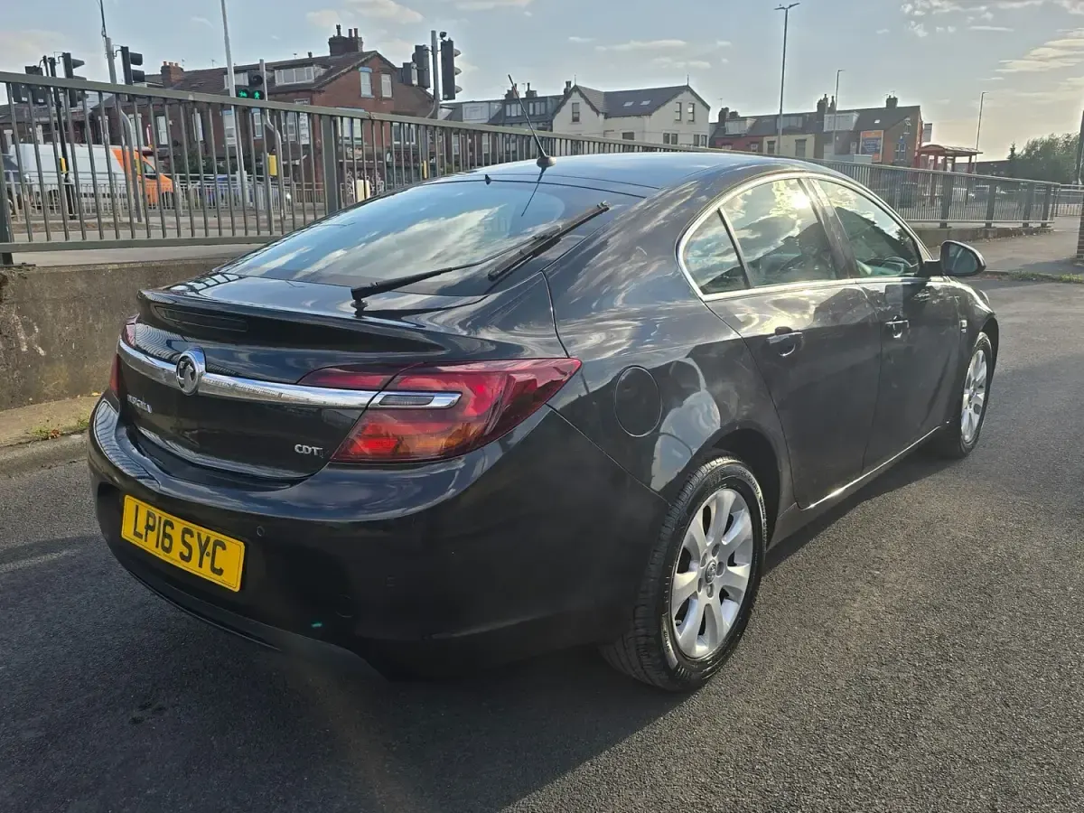 Used Vauxhall Insignia 2016 Black Hatchback