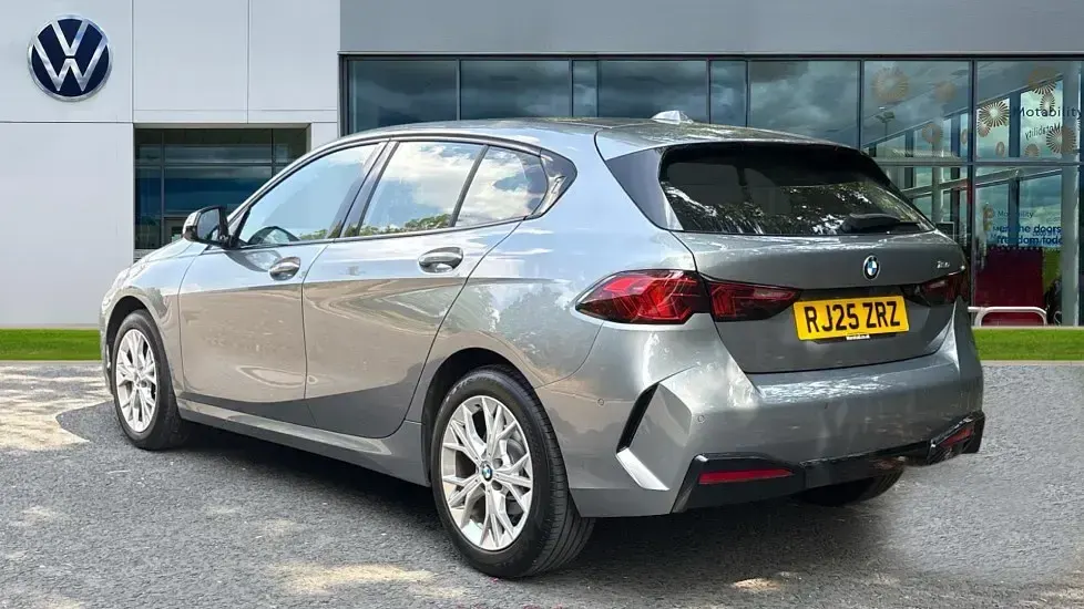 Used BMW 120 Sport Line 156 HP (114 kW) 2025 Grey Hatchback