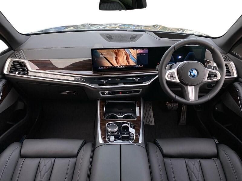 Używany BMW X5 M Sport 482 KM (354 kW) 2026 Szary SUV