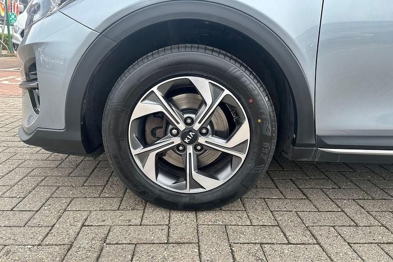 Used Kia XCeed 118 HP (86 kW) 2020 Silver SUV