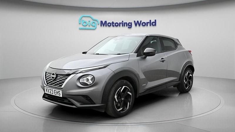 Used Nissan Juke N-Connecta 143 HP (105 kW) 2023 Grey SUV