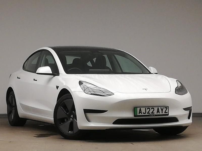 White Used 2022 Tesla Model 3 RWD Sedan | £21,498 (A bit pricey) - Image 1/4