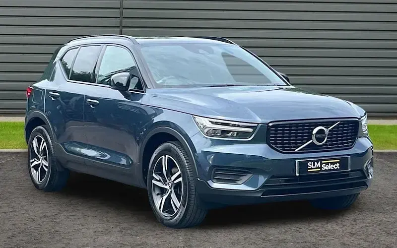 Used Volvo XC40 R-Design 163 HP (119 kW) 2021 SUV