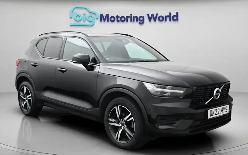 Used Volvo XC40 R-Design 163 HP (119 kW) 2021 SUV