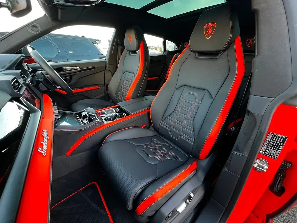 Used Lamborghini Urus 800 HP (588 kW) 2025 Orange SUV