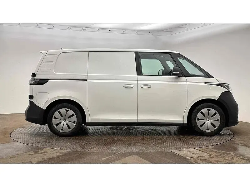 Used VW ID. Buzz 150 kW (204 HP) 2024 White MPV