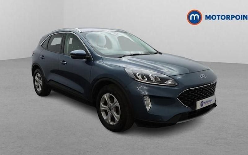 Usado Ford Kuga Zetec 120 HP (88 kW) 2020 SUV