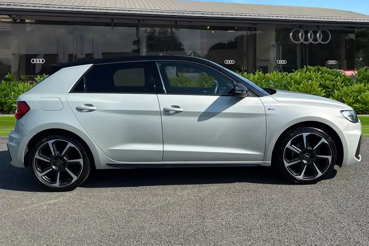 Used Audi A1 Black Edition 95 HP (69 kW) 2024 Silver SUV