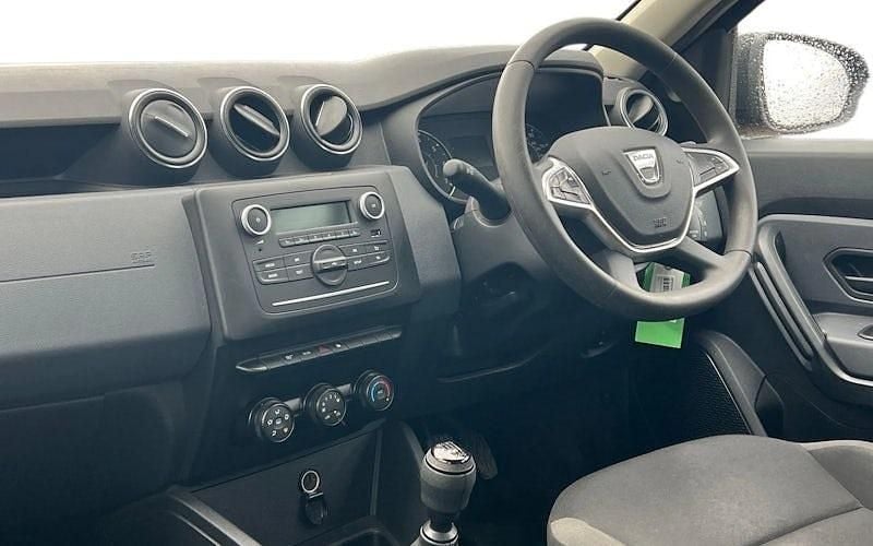 Used Dacia Duster Essentiel 101 HP (74 kW) 2021 SUV
