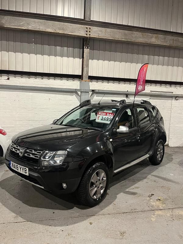 Used Dacia Duster Lauréate 2018 Black Hatchback