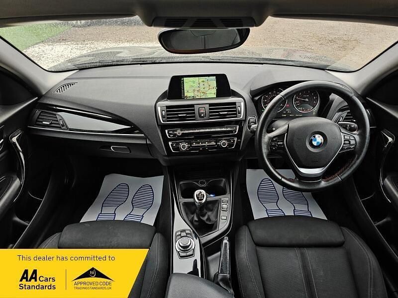 Used BMW 118 Sport Line 2016 Black Hatchback