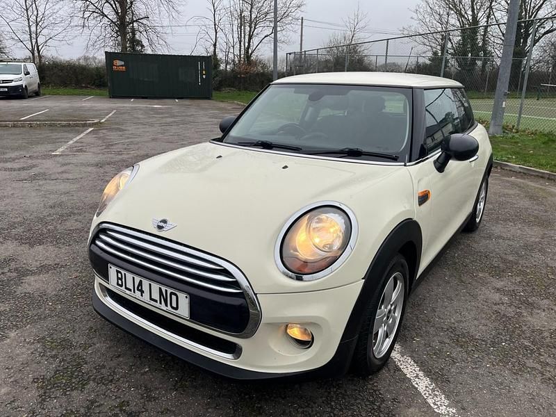 Used Mini ONE Hatch 2014 White Hatchback