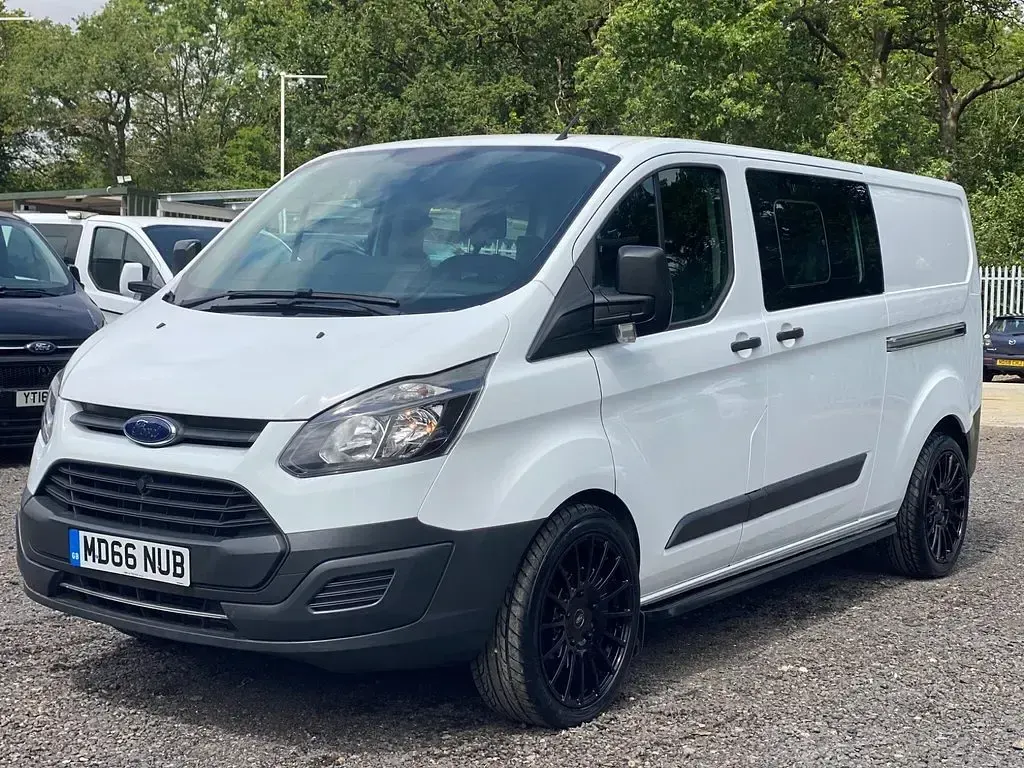 Used Ford Transit Custom 130 HP (95 kW) 2017 White Van
