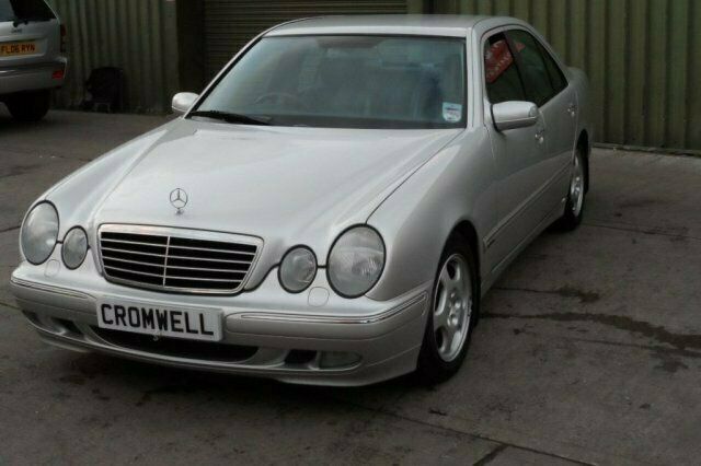 Used Mercedes E320 Avantgarde 2001 Sedan