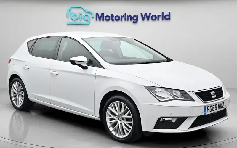 Used Seat Leon SE Dynamic 116 HP (85 kW) 2020 Hatchback