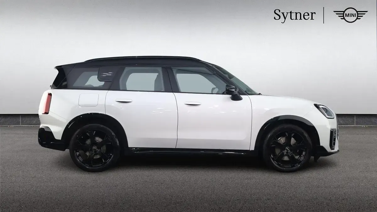 Used Mini Countryman 168 HP (123 kW) 2025 White SUV