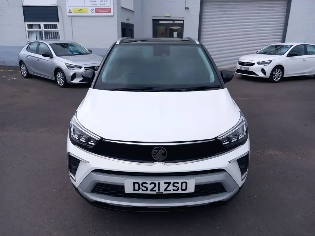Used Vauxhall Crossland SRi 2021 White SUV